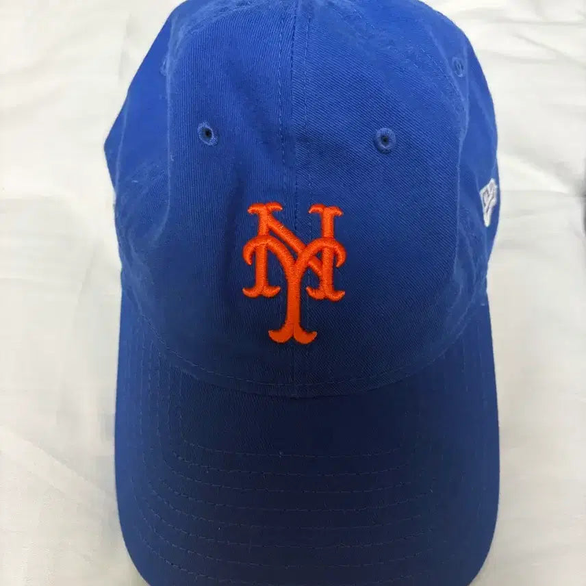 [BUNJANG] MOMA New Era Mets Logo Cap / MOMA 뉴에라 메츠 로고 캡 모자 (뉴욕에서 구매)