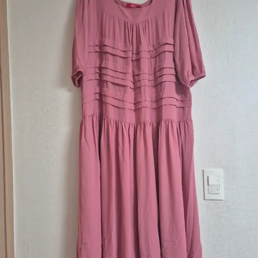 [BUNJANG] Pink Pintuck Tiered Maxi Dress / 큰옷 핑크 핀턱 캉캉 원피스