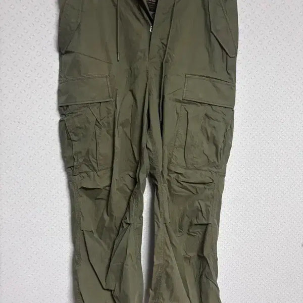[BUNJANG] Beslow Cargo Pants Olive Green / 비슬로우 카고 바지 올리브 그린