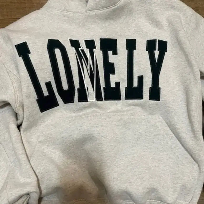 [BUNJANG] NOHANT LONELY Cream Hoodie / 노앙 LONELY 크림 후드티