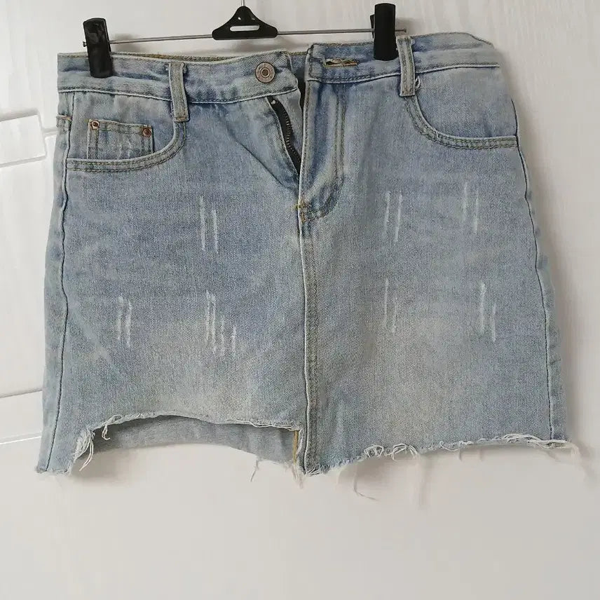 [BUNJANG] Light Wash Distressed Denim Maxi Skirt / 데님 롱 스커트 연청 / 찢청 / 빈티지 치마바지