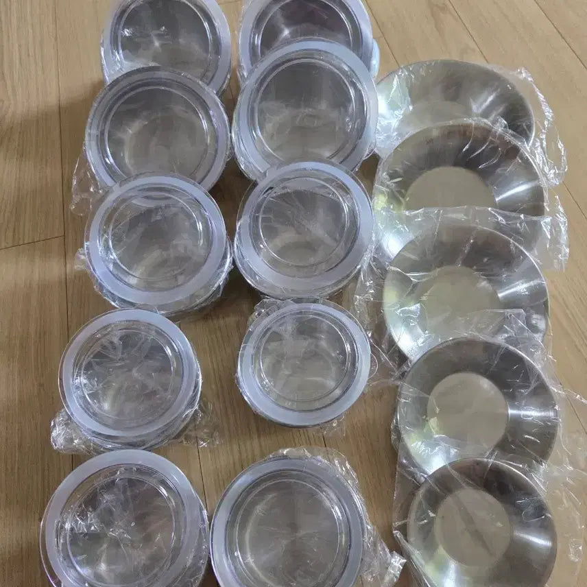 [BUNJANG] Stainless Steel Airtight Food Container Set for Camping / 캠핑용 스텐 밀폐용기 세트 팝니다