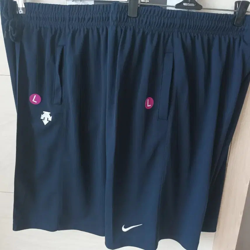 [BUNJANG] Descente/Nike Navy Blue Shorts (L) - New / 데상트/ 나이키 군청색 반바지 L 새상품