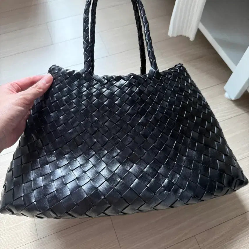 [BUNJANG] Dragon Diffusion Santa Croce Small Tote Bag Black / 드래곤 디퓨전 산타 크로체 스몰 8893 드래곤백(black)