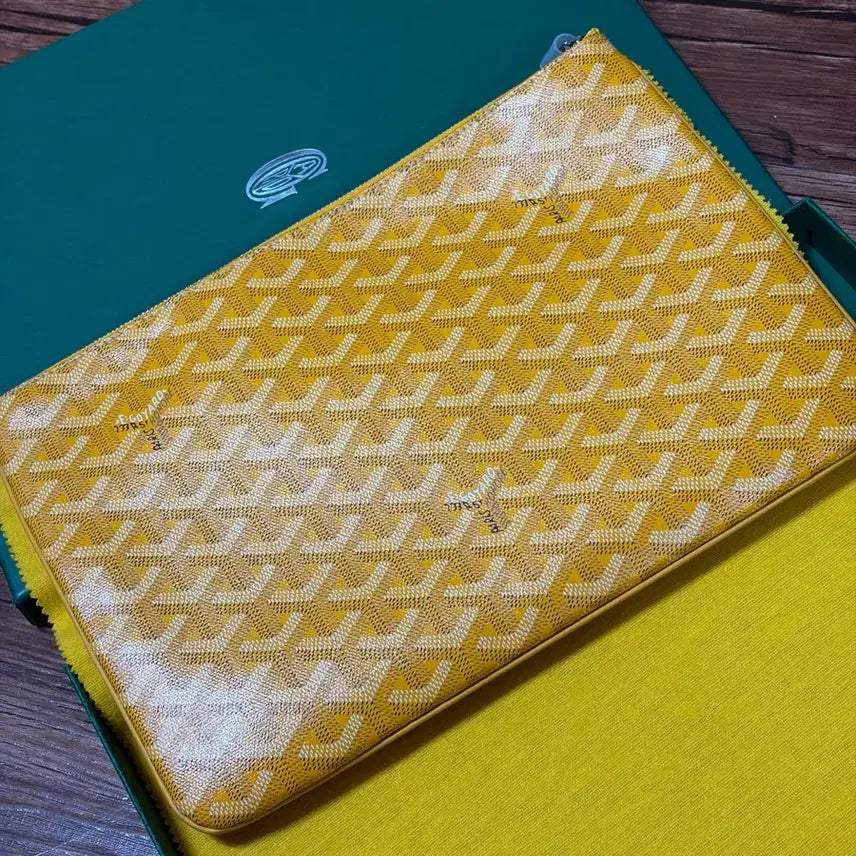 [BUNJANG] Goyard Saint Louis V2 Sena MM Pouch Clutch Yellow Canvas / 고야드 세나 MM 클러치