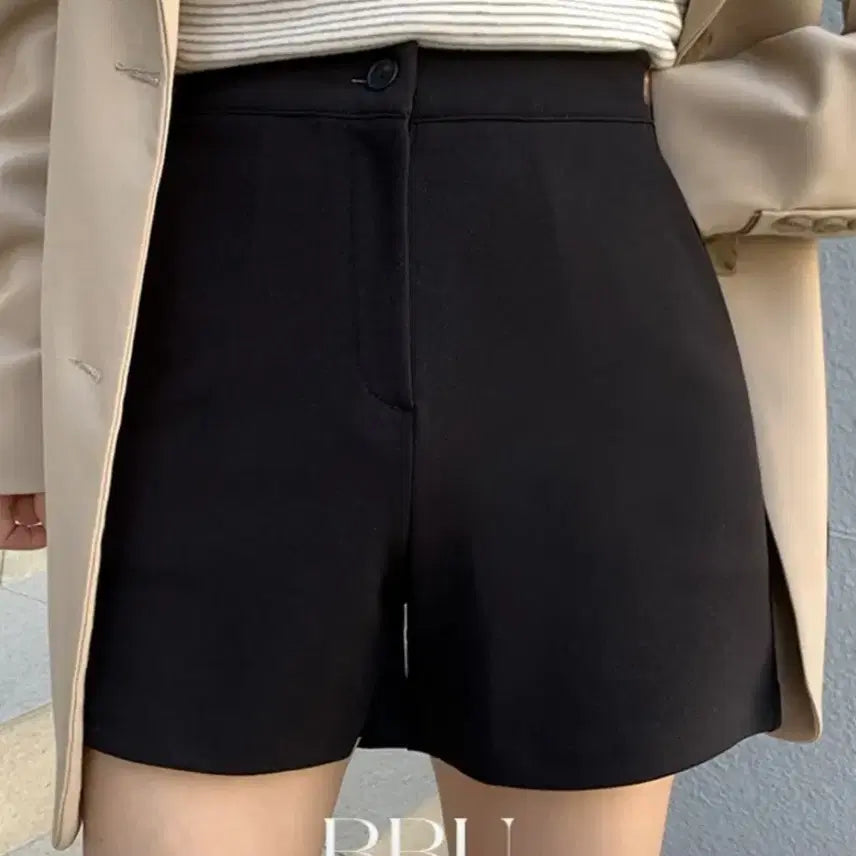 [BUNJANG] Bbippong Unni Half Shorts Slacks (L) / 삐뽕언니 하프 반바지 슬랙스 L 새상품