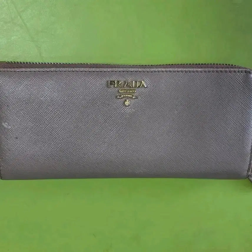 [BUNJANG] Prada Saffiano Zip Around Wallet / 프라다 사피아노 지퍼 장지갑