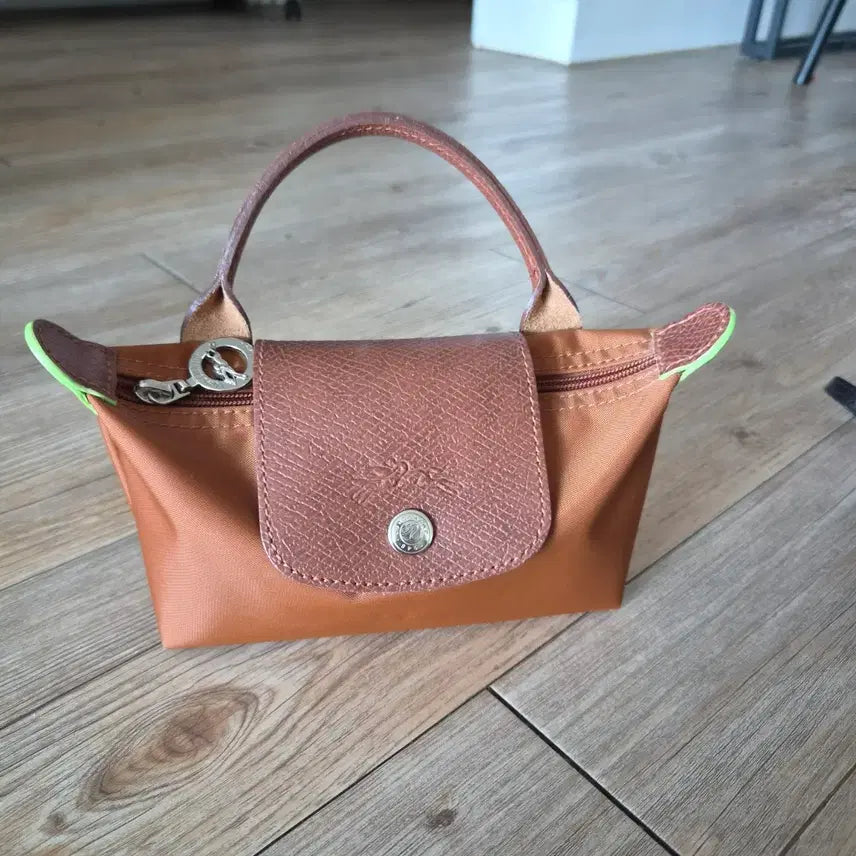 [BUNJANG] Longchamp Mini Pouch Bag Brown / 롱샴 미니 파우치 백