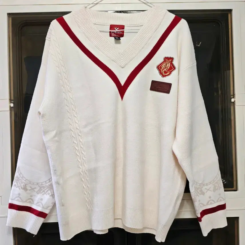 [BUNJANG] Genshin Impact Diluc Themed Knit Sweater / 원신 다이루크 테마 니트 스웨터