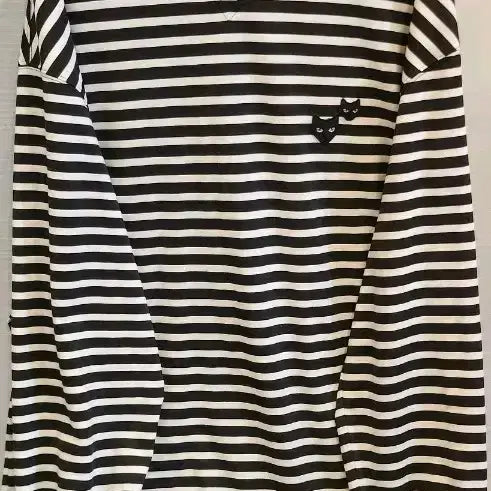 [BUNJANG] ZZERO SONGZIO Striped Sweatshirt with Cat Embroidery / 스트라이프 맨투맨ZZERO SONGZIO