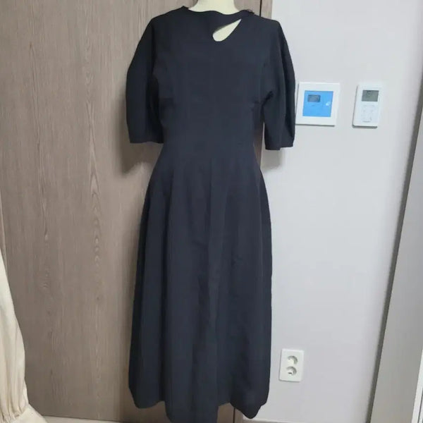 [BUNJANG] Heibaihekim Black Cutout Long Dress / 디자이너  헤바이헤킴 블랙 컷아웃 롱 원피스