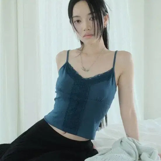 [BUNJANG] AZON COR Lace Sleeveless Blue-Green / 애즈온 COR LACE SLEEVELESS / BLUE-GREEN