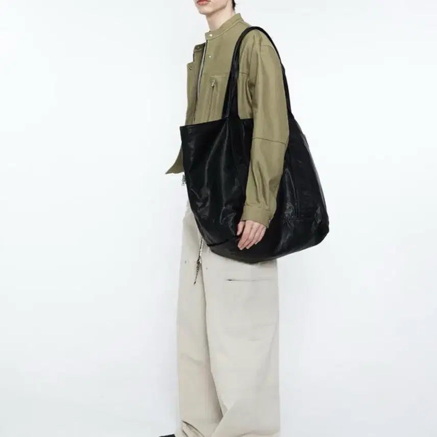 [BUNJANG] HALEINE Faux Leather Oversized Tote Bag Black / HALEINE 알렌느 FAUX 레더 오버사이즈 토드백 블랙