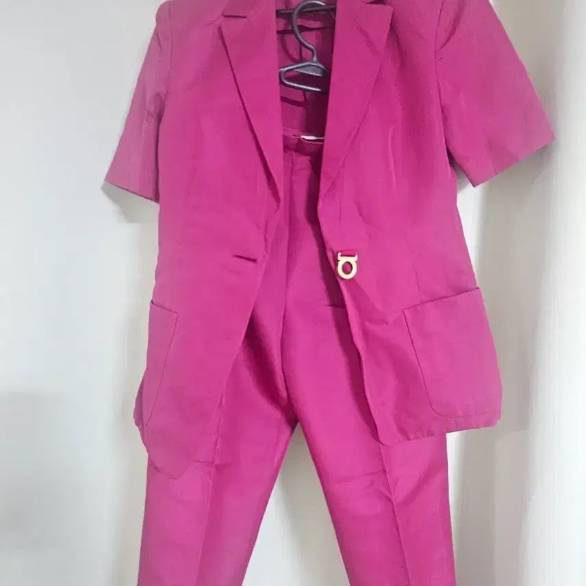 [BUNJANG] Salvatore Ferragamo Two-Piece Set (Jacket, Pants, Skirt) / 페라가모 투피스(자켓,팬츠,스커트) 판매합니다.