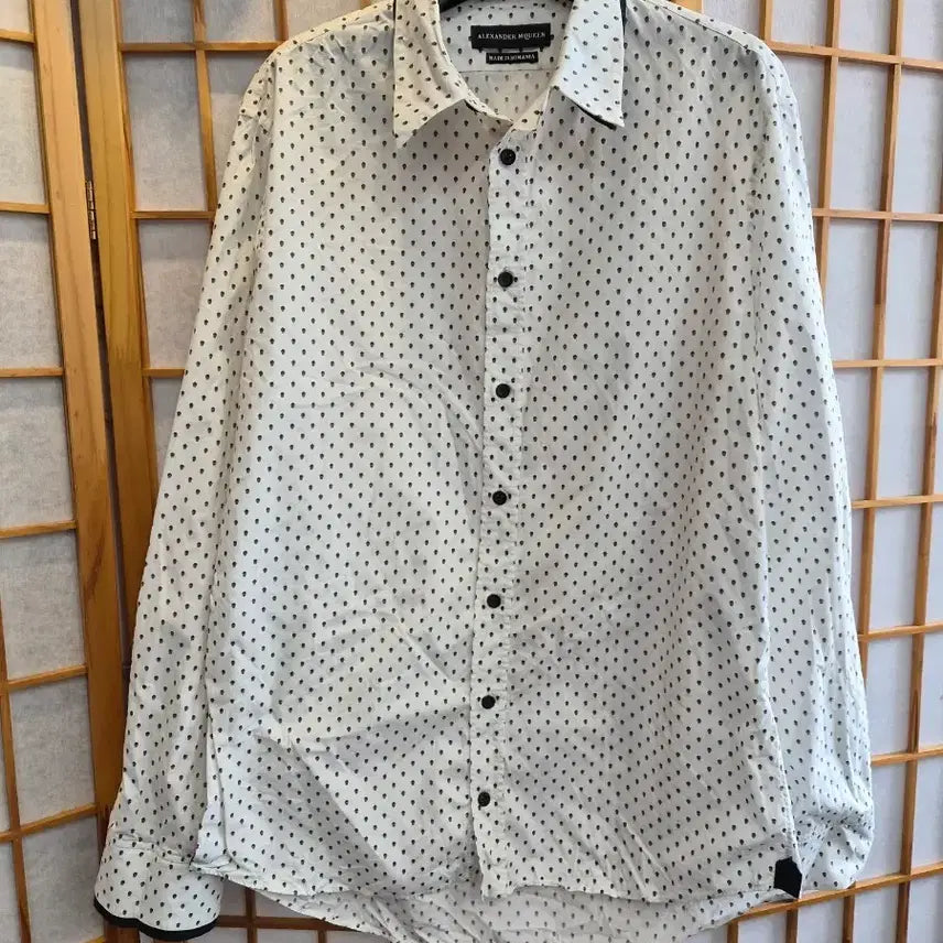 [BUNJANG] Alexander McQueen White Pattern Shirt Size 100 / 알렉산더 맥퀸 셔츠 화이트 100