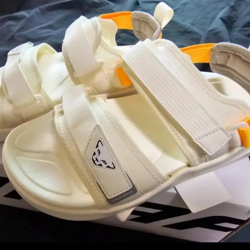 [BUNJANG] Dynafit Tenderform Sandals White / 다이나핏 텐더폼 샌들 250 화이트