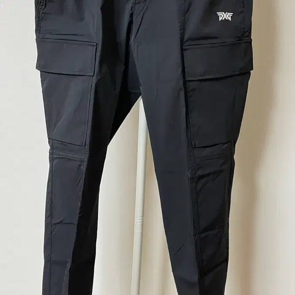 [BUNJANG] PXG Logo Women's Golf Cargo Pants / PXG 로고가 들어간 골프 바지 여성