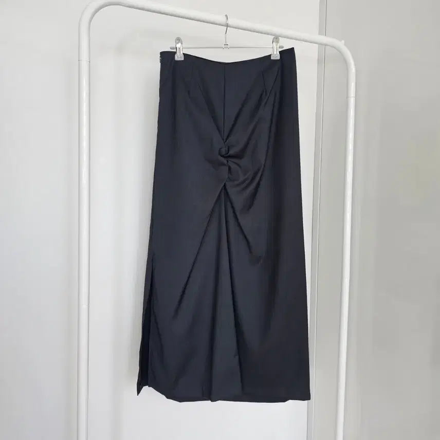 [BUNJANG] Shirring Twisted Maxi Slit Long Skirt / # 셔링 꼬임 맥시 트임 롱스커트