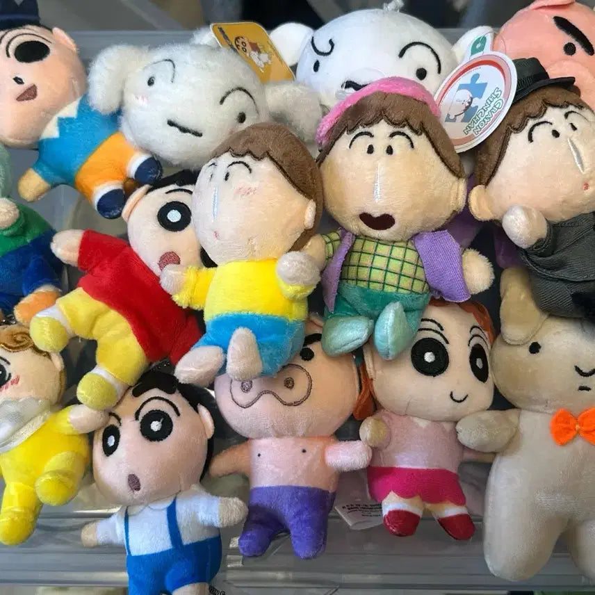[BUNJANG] Crayon Shin-chan Keyring Set & Pouch Bundle / 짱구 키링세트 &파우치 일괄 특가