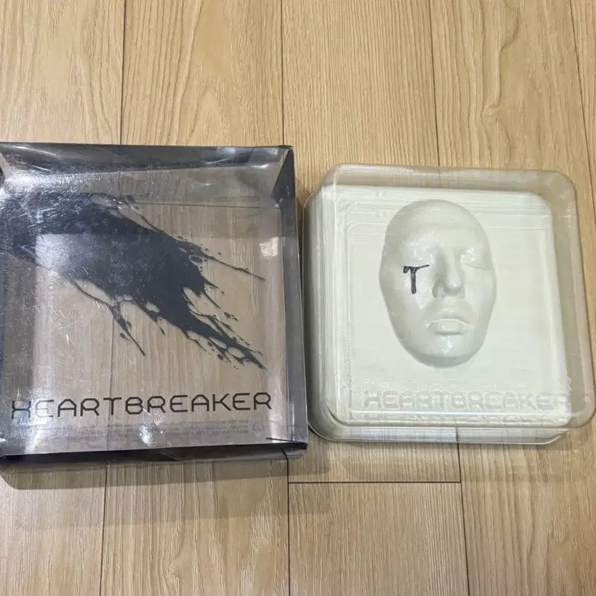 [BUNJANG] G-Dragon 1st Full Album 'Heartbreaker' First Press Full Set / 지드래곤 정규1집 하트브레이커 초판 앨범 풀세트