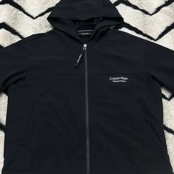[BUNJANG] Calvin Klein Performance Hooded Jacket Black M / [M]캘빈클라인 퍼포먼스 후드 자켓/블랙