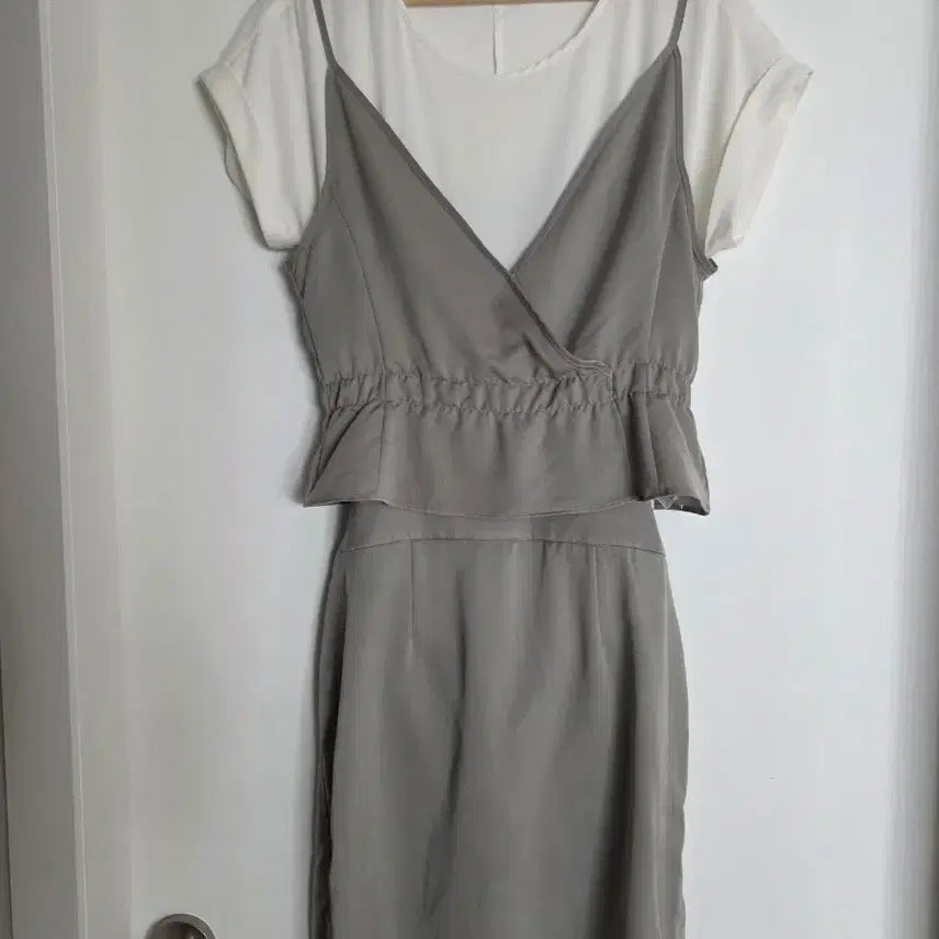 [BUNJANG] Khaki Bustier Dress Detachable Bustier / 카키 뷔스티에 원피스 뷔스티에 탈부착가능
