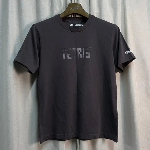 [BUNJANG] Uniqlo UT x MoMA Tetris Short Sleeve T-Shirt (Size M) / M 유니클로 UT x MoMA 테트리스 반팔 티셔츠