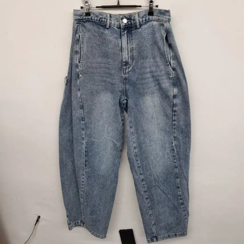 [BUNJANG] GARMENTS Washed Denim Balloon Pants / [100/L] GARMENTS 뒷밴딩 워싱 데님 벌룬 팬츠 청바지
