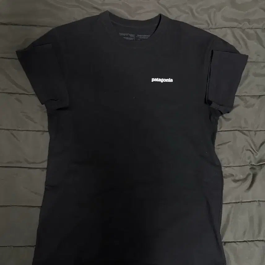 [BUNJANG] Patagonia Black T-Shirt Size M / 파타고니아 반팔 블랙 M사이즈