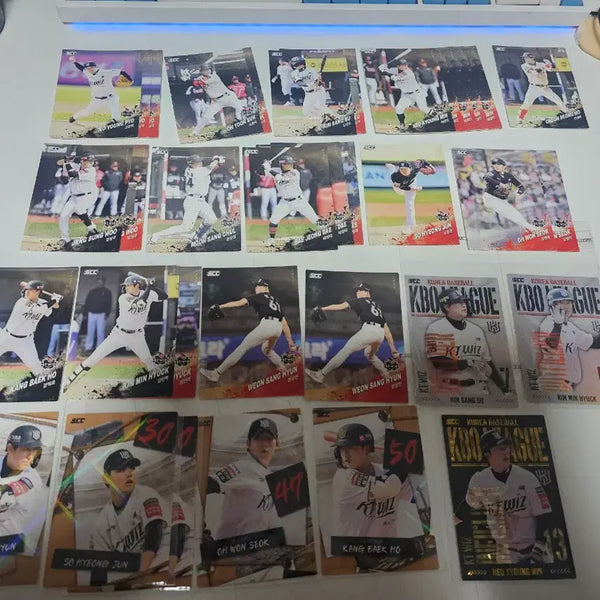 [BUNJANG] 2025 KBO KT Baseball Cards - Bundle Set / 2025 kbo kt 카드 포카 소형준 퍼즐 강백호 천성호 허경민 골드