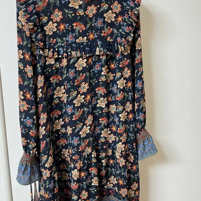 [BUNJANG] Thursday Island Flower Chiffon Pattern Dress / 써스데이아일랜드 플라워 쉬폰 패턴 원피스