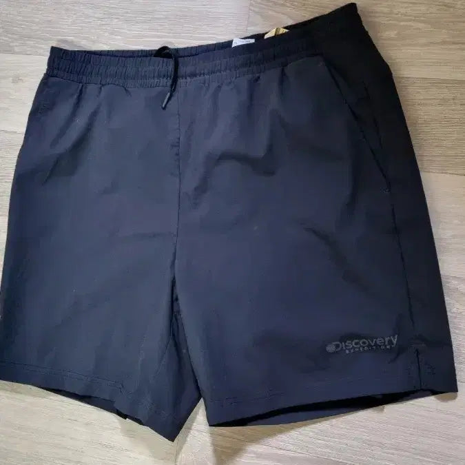 [BUNJANG] Discovery Expedition Black Sports Shorts / 매장정품 디스커버리익스페디션 신상라인 검정색상 스포츠 반바지 33