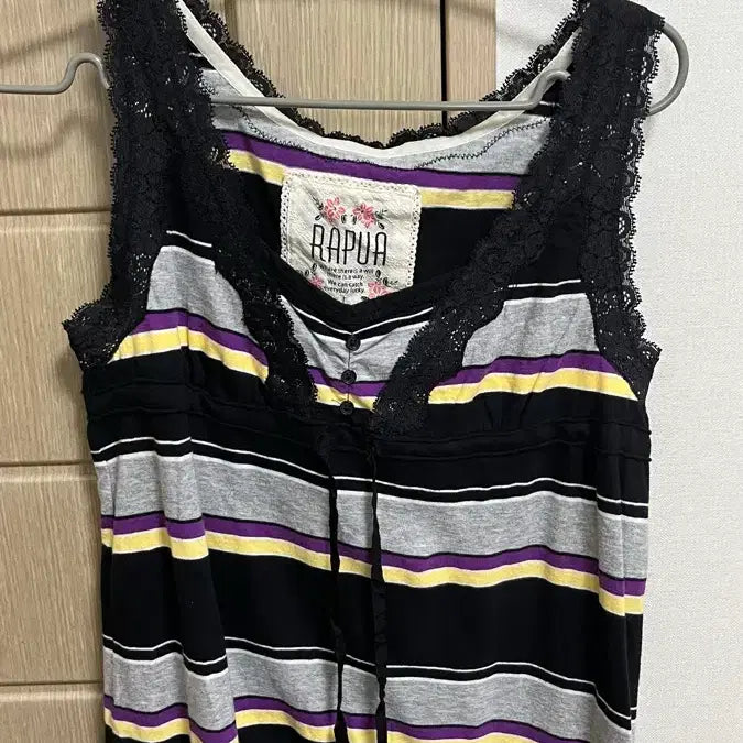 [BUNJANG] Swinging Seoul Mori Girl Kitsch Camisole / 스윙잉서울 빈티지 모리걸 키치 나시(반택비 포함)
