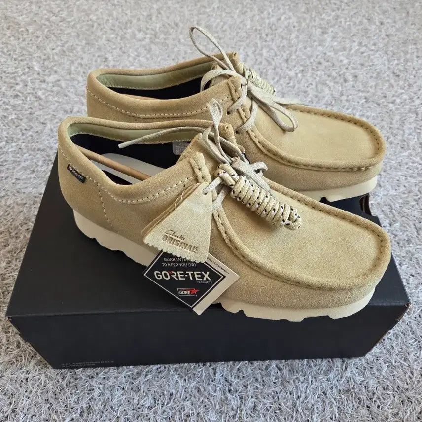 [BUNJANG] Clarks Wallabee Gore-Tex Maple Suede 25FW / 클락스 왈라비 고어텍스 메이플 스웨이드 25FW 265
