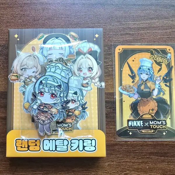 [BUNJANG] Nikke x Mom's Touch Modernia Metal Keyring & Photocard Set / 니케 맘스터치 모더니아 메탈키링 포토카드