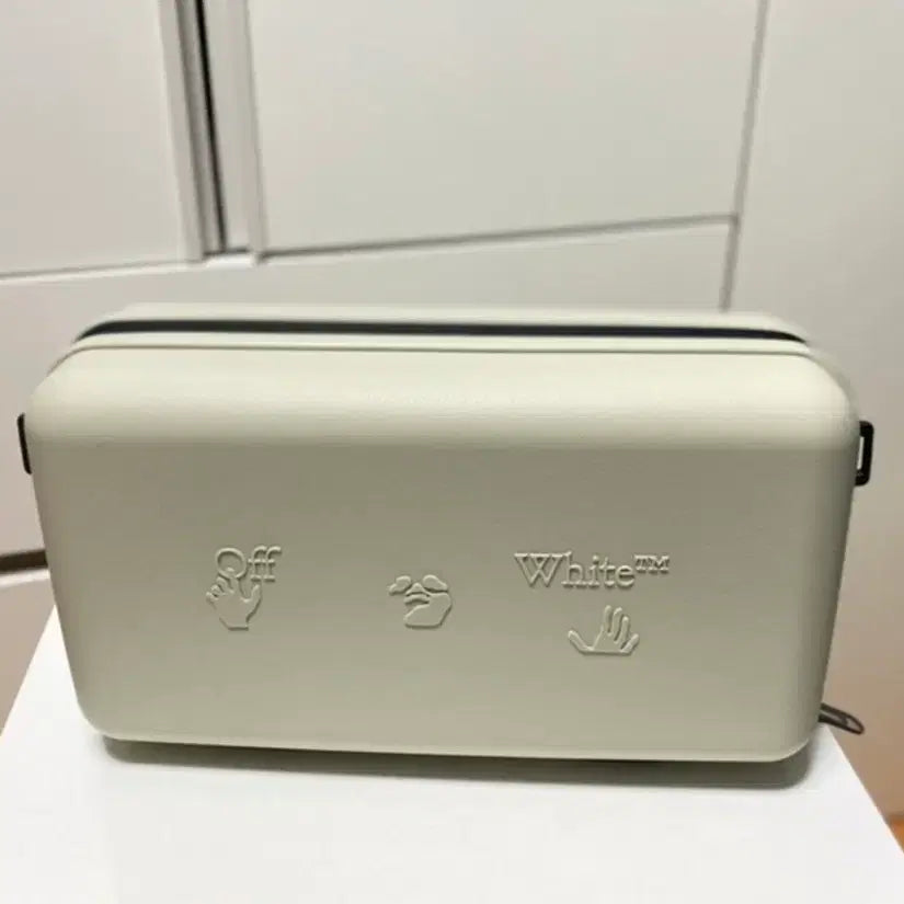 [BUNJANG] Amorepacific Off-White Bag / 아모레퍼시픽 오프화이트 가방 판매합니다.