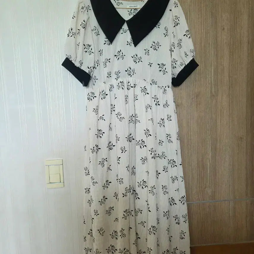 [BUNJANG] Mimosa Beauty Rose Pattern Short Sleeve Maxi Dress / 미모사뷰티 플라워 롱원피스