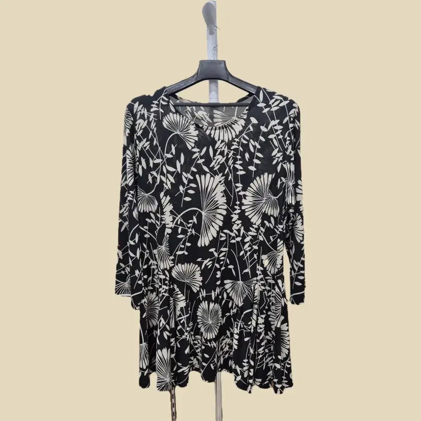 [BUNJANG] Women's Floral Long Sleeve T-Shirt / 여성 꽃무늬 긴팔 롱티셔츠