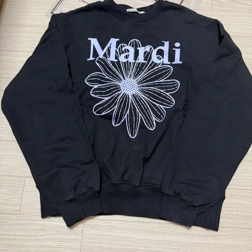 [BUNJANG] Mardi Mercredi Sweatshirt Black Purple / 마르디메크르디 스웻셔츠 블랙 퍼플 신상