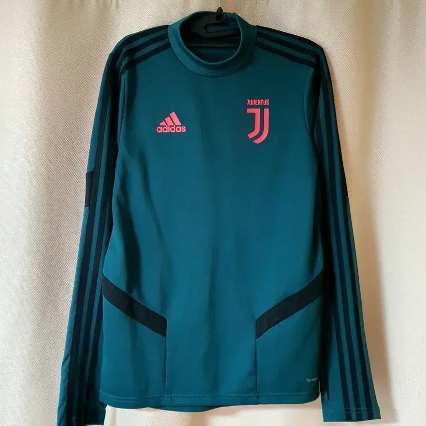 [BUNJANG] Adidas Juventus Training Top Jersey / 아디다스 유벤투스 트레이닝탑 져지 90