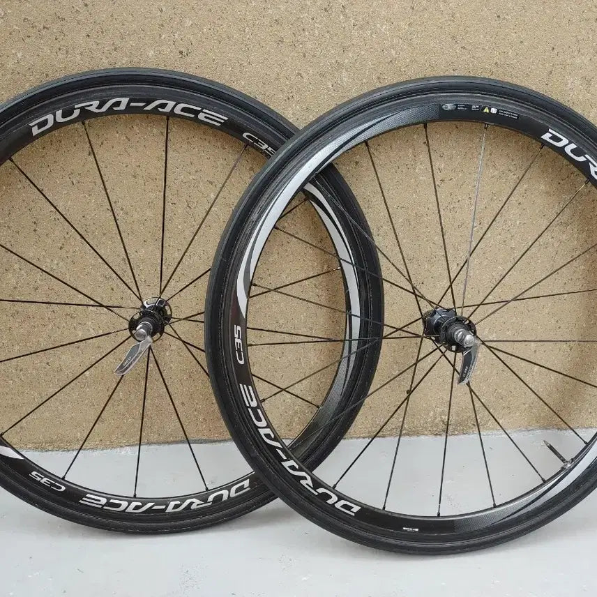 [BUNJANG] Shimano Dura-Ace WH-R9000 C35 Carbon Tubular Wheelset / 듀라에이스(R9000) c35 카본 튜블러 림 카본휠셋+카본패드 팝니다.