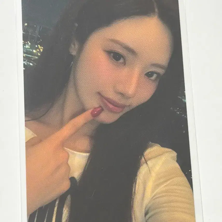 [BUNJANG] fromis_9 Jiwon Lucky Draw Zine Album Photocard / 프로미스나인 박지원 랔유베 zine 앨범 포토카드