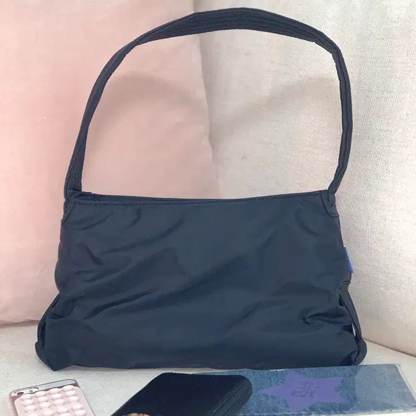[BUNJANG] HVISK Black Nylon Escape Shoulder Bag / HVISK 비스크 덴마크 브랜드 숄더백 가방 블랙 컬러 y2k
