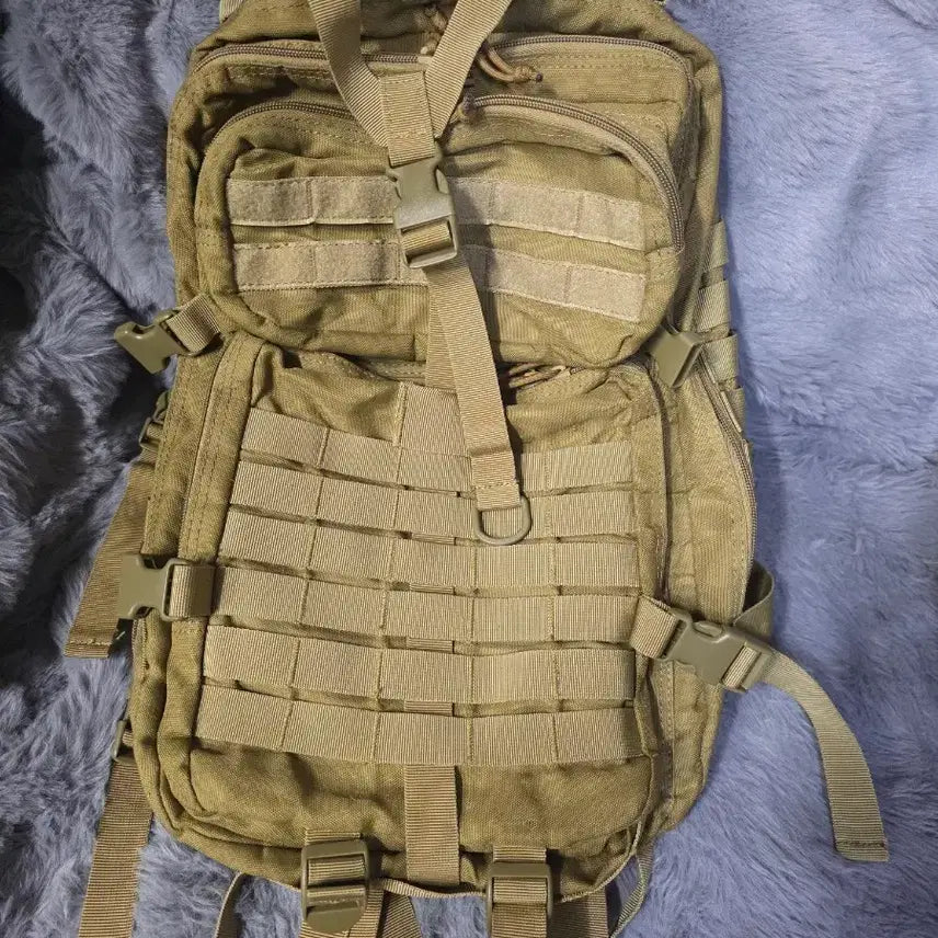 [BUNJANG] 30L Tactical Backpack Khaki / 30L.전술 배낭 카키색 택티컬 백백.   상태좋아요