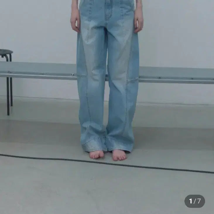 [BUNJANG] Tempting Cut-out Wide Jeans / 템팅 컷다트 팬츠 절개 와이드 청바지 s새상품