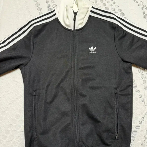 [BUNJANG] Adidas Beckenbauer Track Jacket / 아디다스 베켄바우어 져지 판매합니다