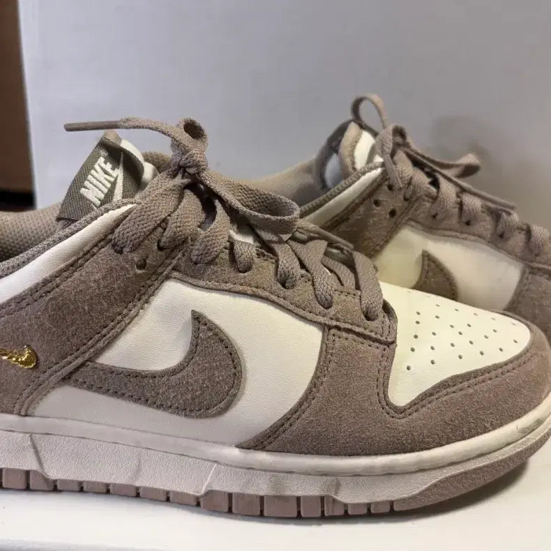 [BUNJANG] Nike Dunk Low Suede Metallic Gold Malt Women's Sneakers / 나이키 덩크 로우 스웨이드 운동화