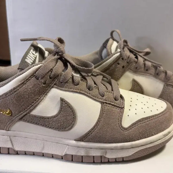 [BUNJANG] Nike Dunk Low Suede Metallic Gold Malt Women's Sneakers / 나이키 덩크 로우 스웨이드 운동화