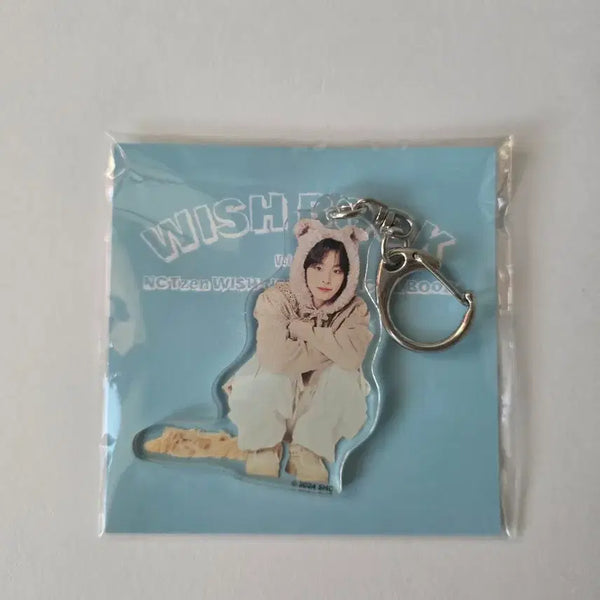 [BUNJANG] NCT WISH Riku Japanese Membership Photozine Acrylic Keyring / 엔시티위시 리쿠 일본 멤버십 회지 아크릴 키링 양도