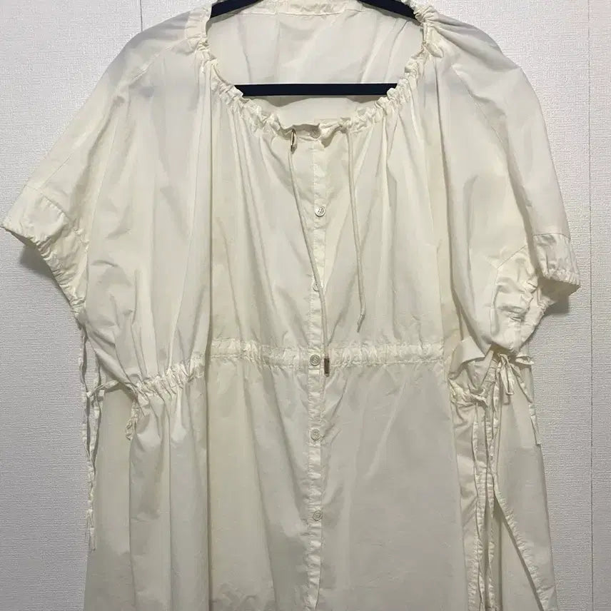 [BUNJANG] Jaychung Shirring Blouse / 제이청 셔링 블라우스